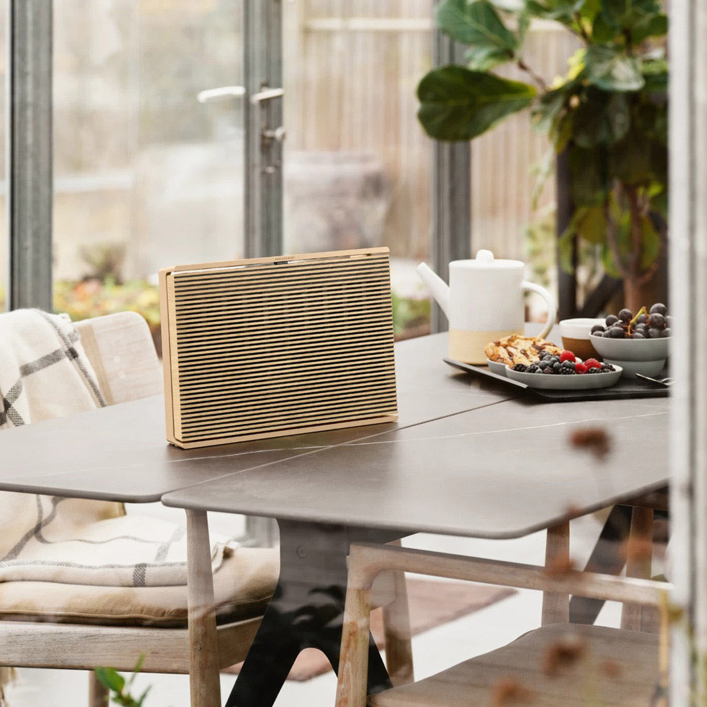 Phụ Kiện Vàng Audio – Loa, Tai nghe, Phụ Kiện & Đồ Chơi Công Nghệ Cao Cấp