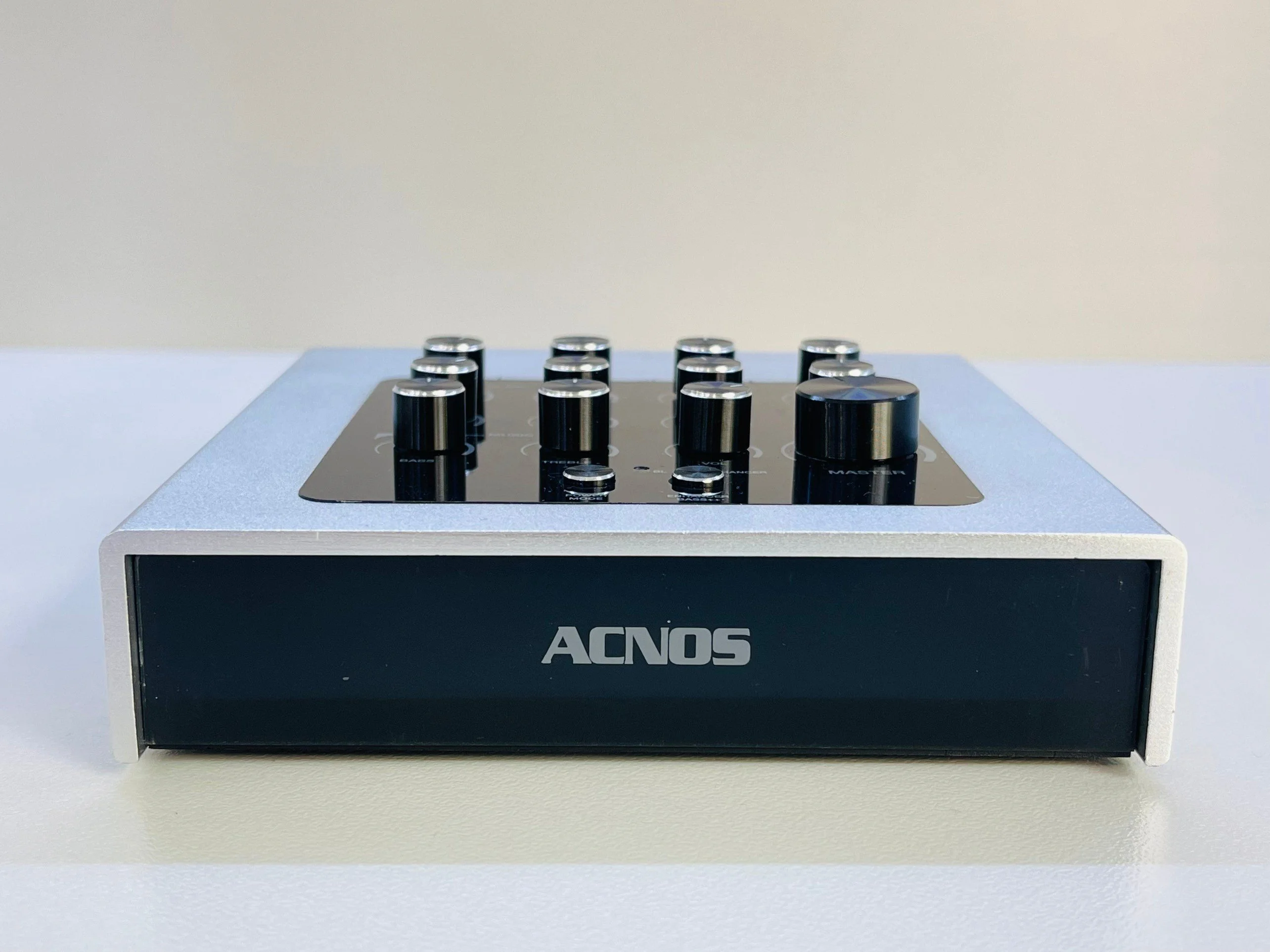 Phụ Kiện Vàng Audio – Loa, Tai nghe, Phụ Kiện & Đồ Chơi Công Nghệ Cao Cấp