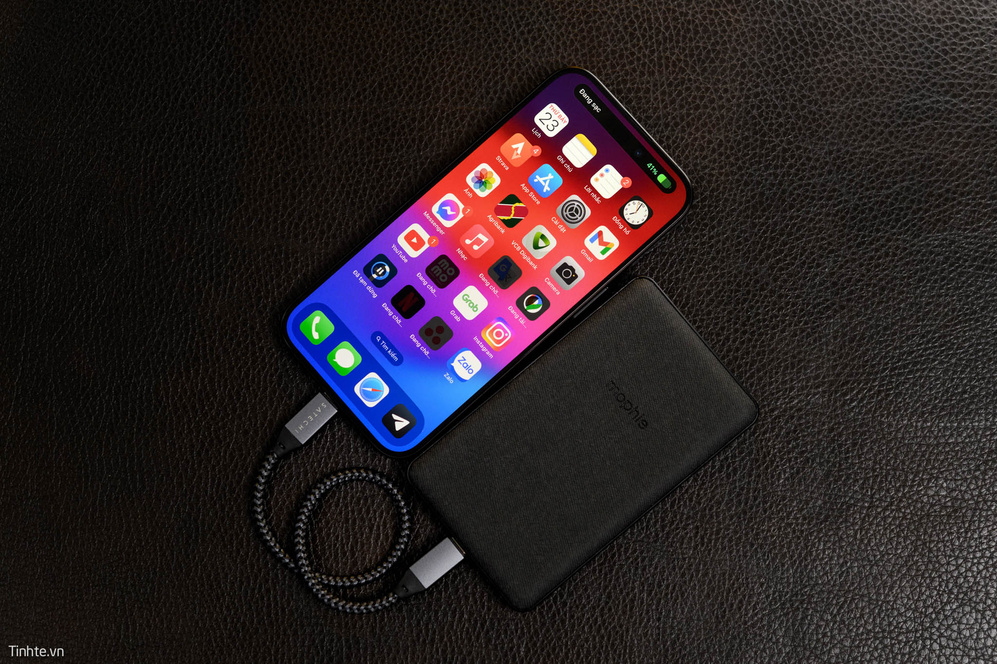 Phụ Kiện Vàng Audio – Loa, Tai nghe, Phụ Kiện & Đồ Chơi Công Nghệ Cao Cấp
