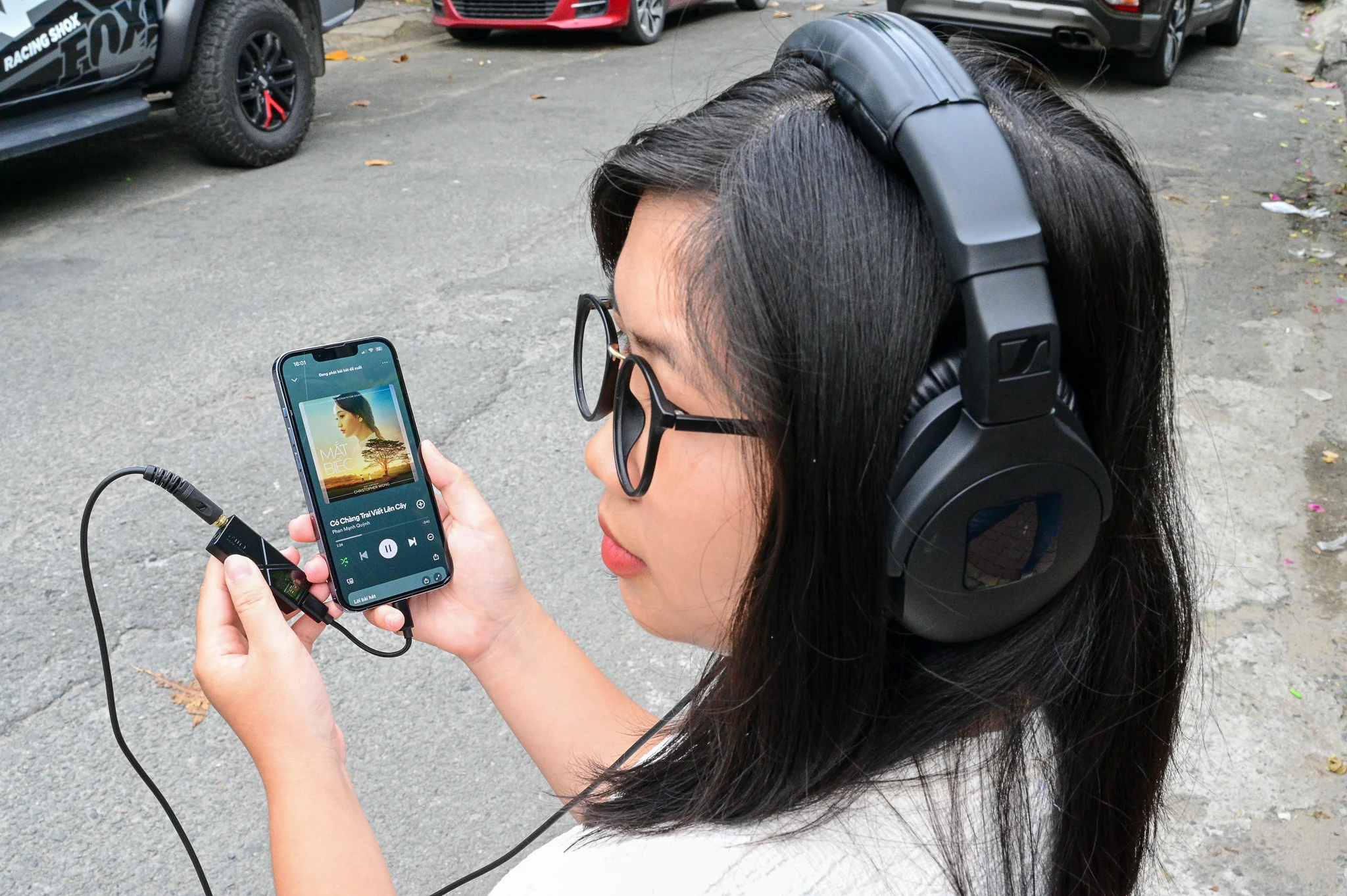 Phụ Kiện Vàng Audio – Loa, Tai nghe, Phụ Kiện & Đồ Chơi Công Nghệ Cao Cấp