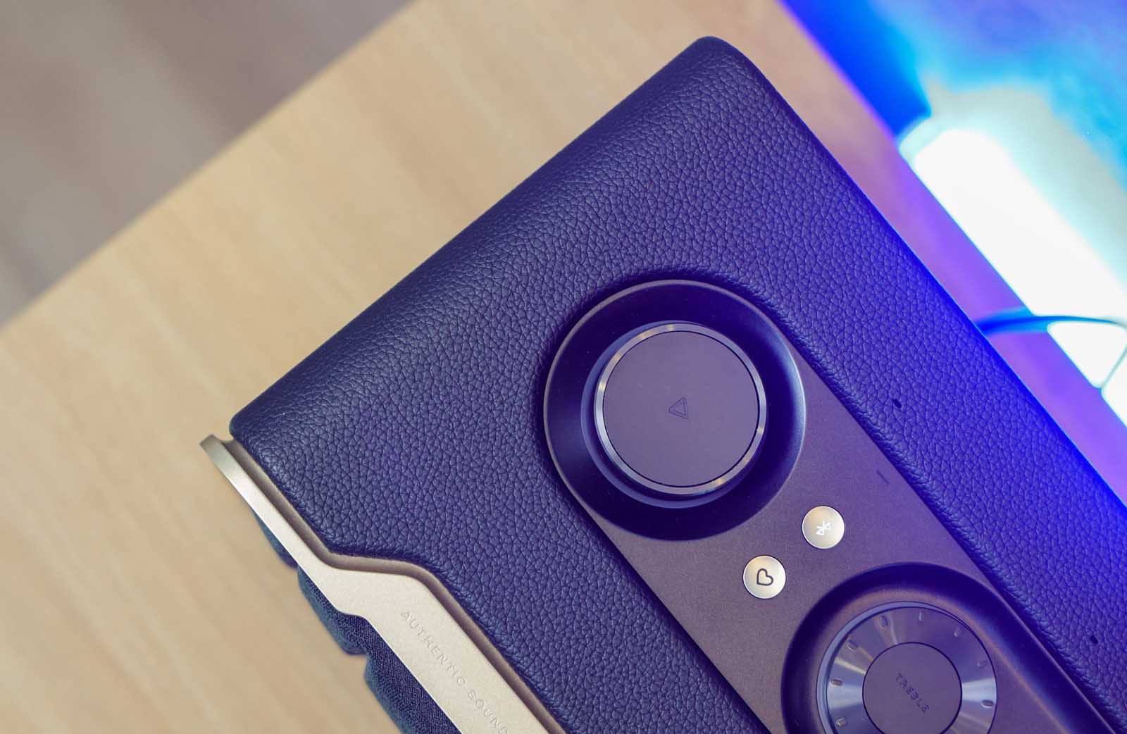 Phụ Kiện Vàng Audio – Loa, Tai nghe, Phụ Kiện & Đồ Chơi Công Nghệ Cao Cấp
