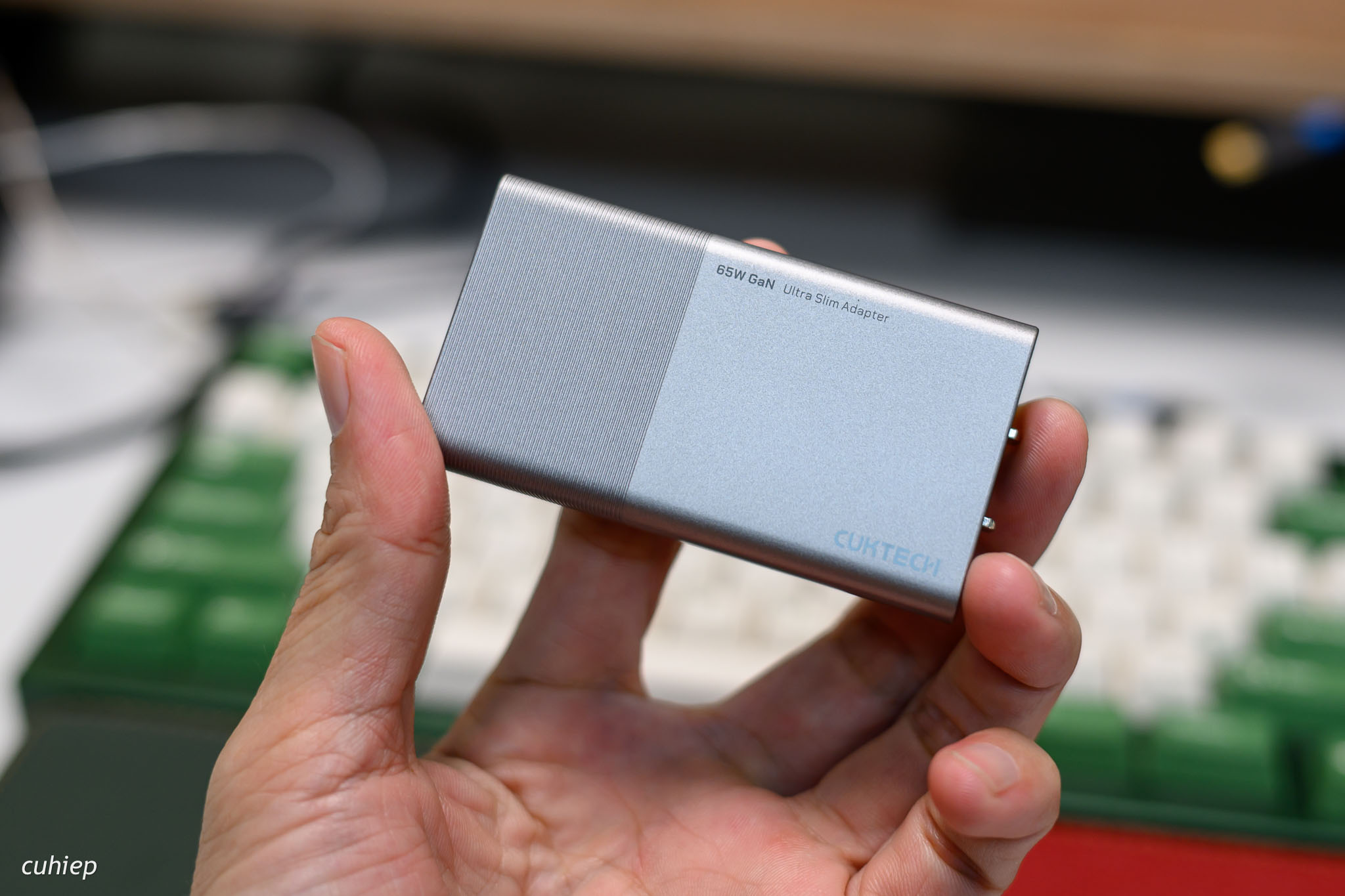 Phụ Kiện Vàng Audio – Loa, Tai nghe, Phụ Kiện & Đồ Chơi Công Nghệ Cao Cấp