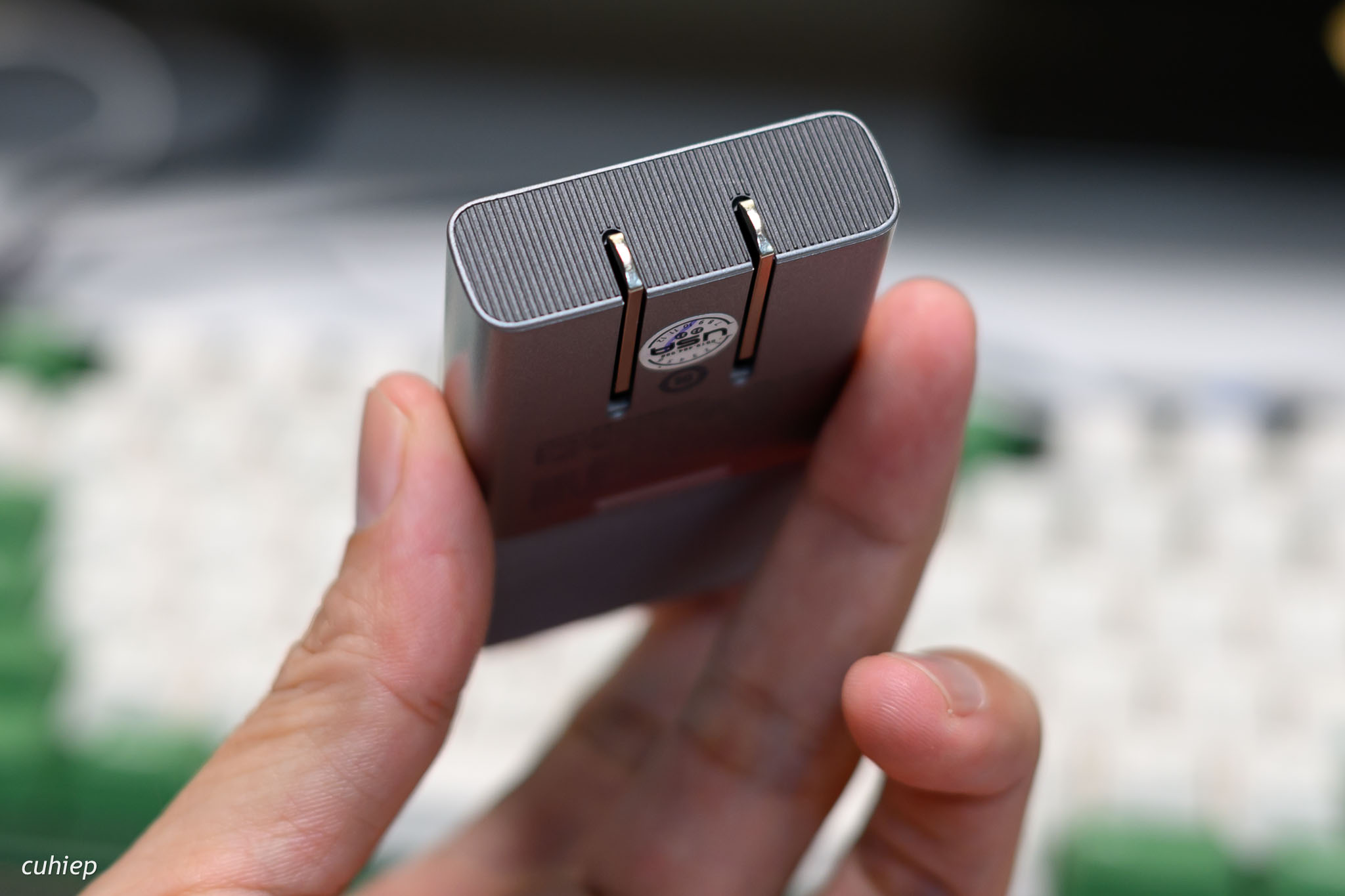 Phụ Kiện Vàng Audio – Loa, Tai nghe, Phụ Kiện & Đồ Chơi Công Nghệ Cao Cấp
