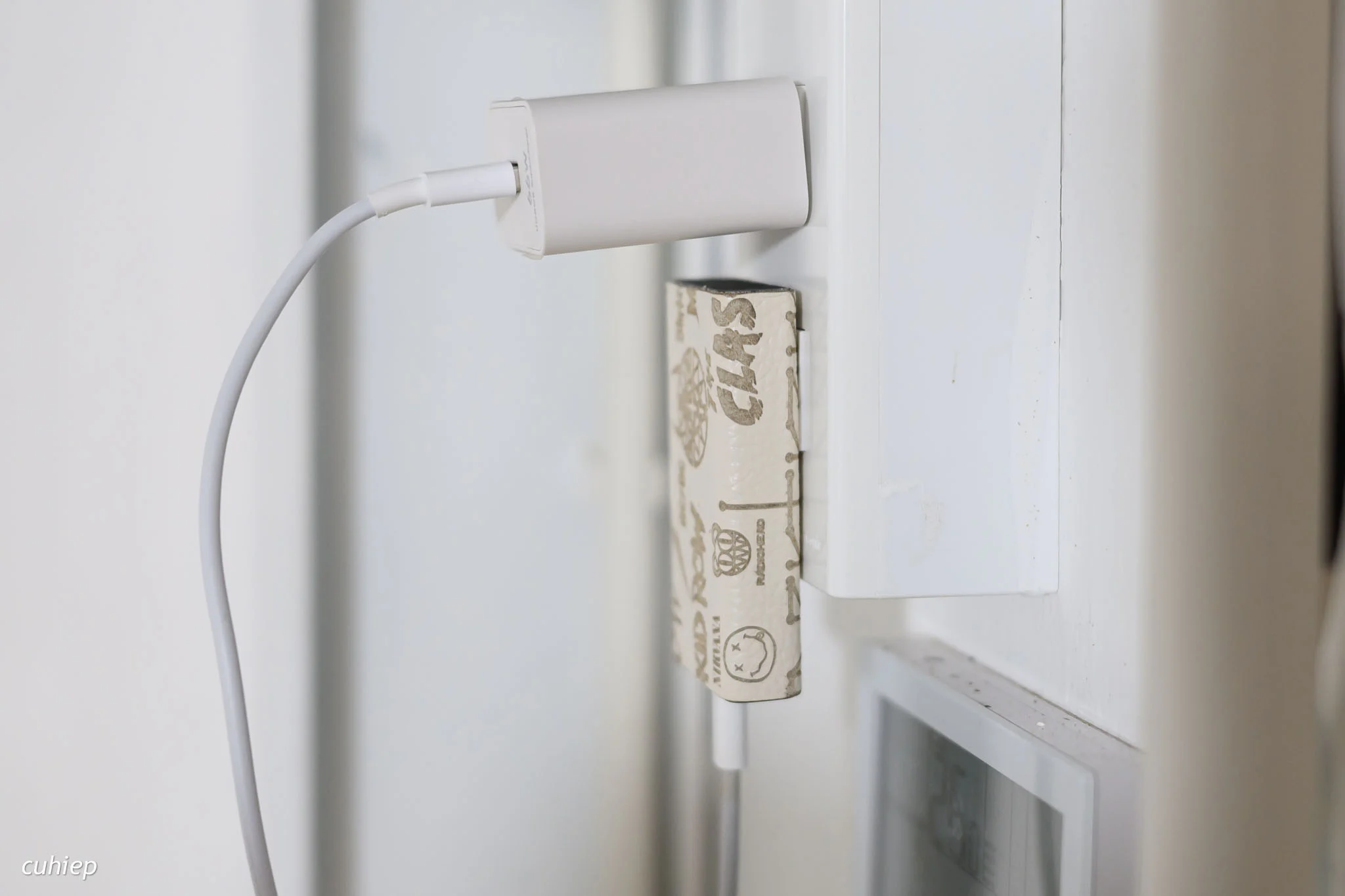 Phụ Kiện Vàng Audio – Loa, Tai nghe, Phụ Kiện & Đồ Chơi Công Nghệ Cao Cấp